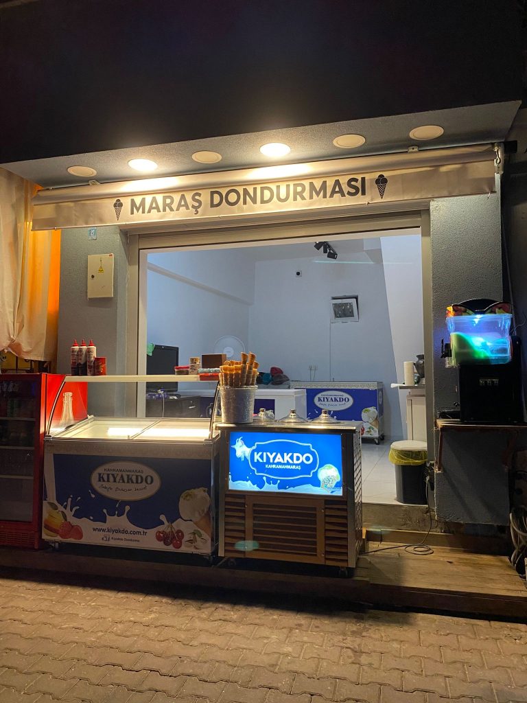 bozburun-kiyakdo-maras-dondurmacisi-galeri-2 (8)
