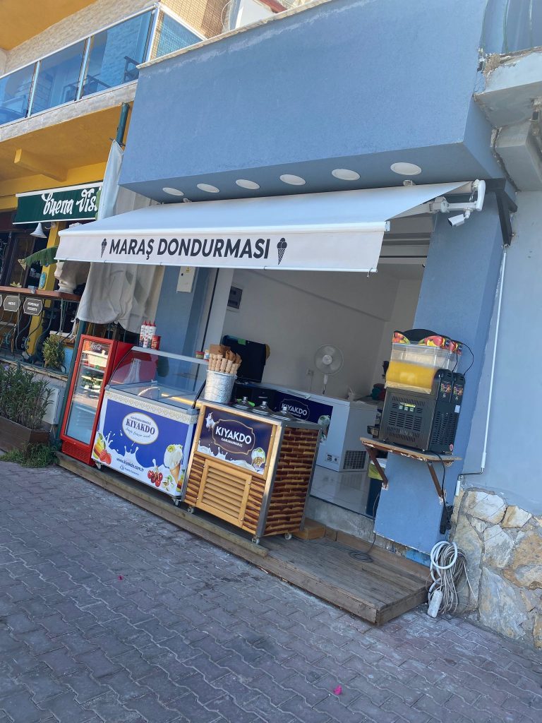 bozburun-kiyakdo-maras-dondurmacisi-galeri-2 (9)